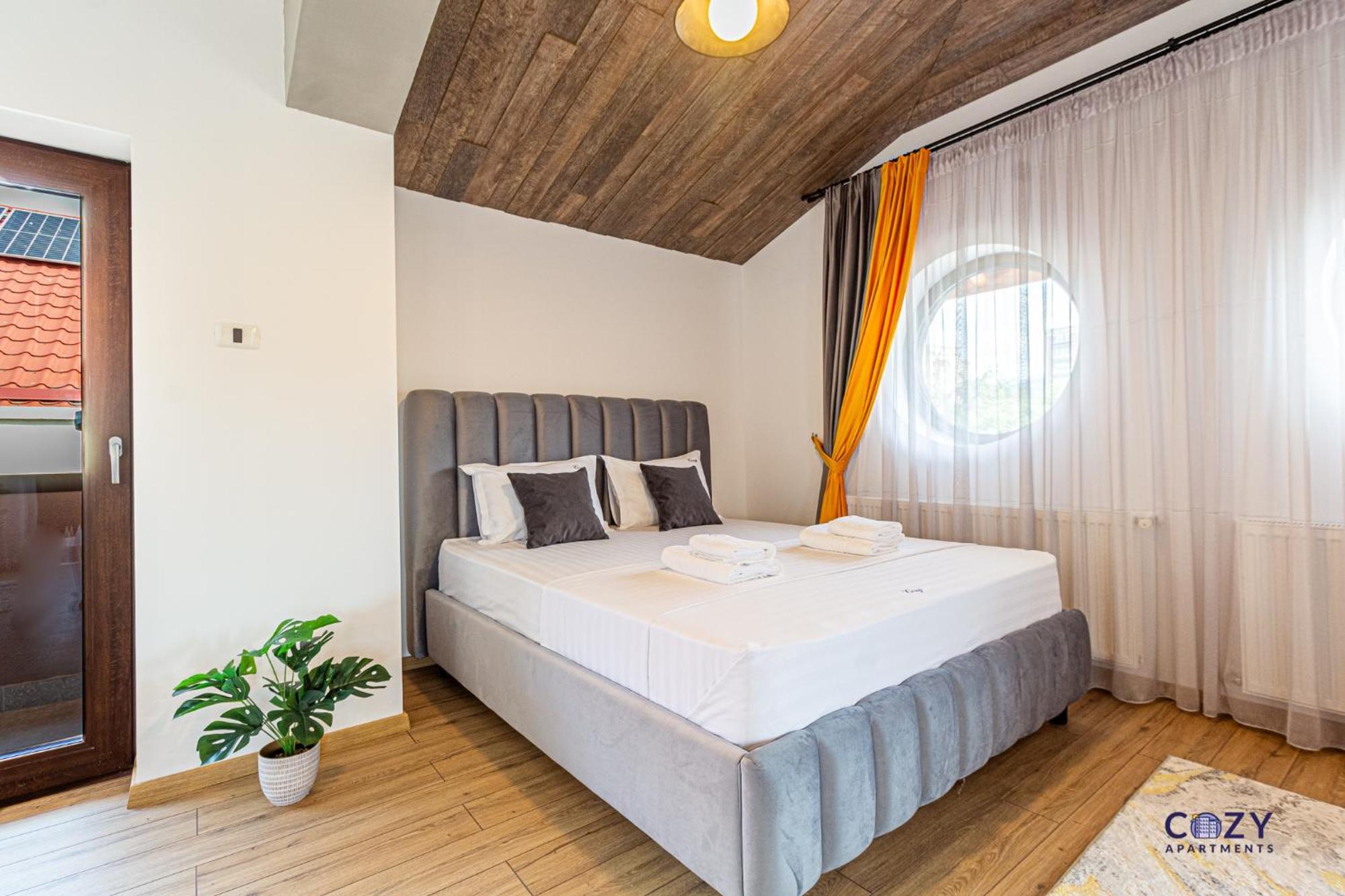 Cozy Brand New Boutique Aparthotel Brasov Exterior photo