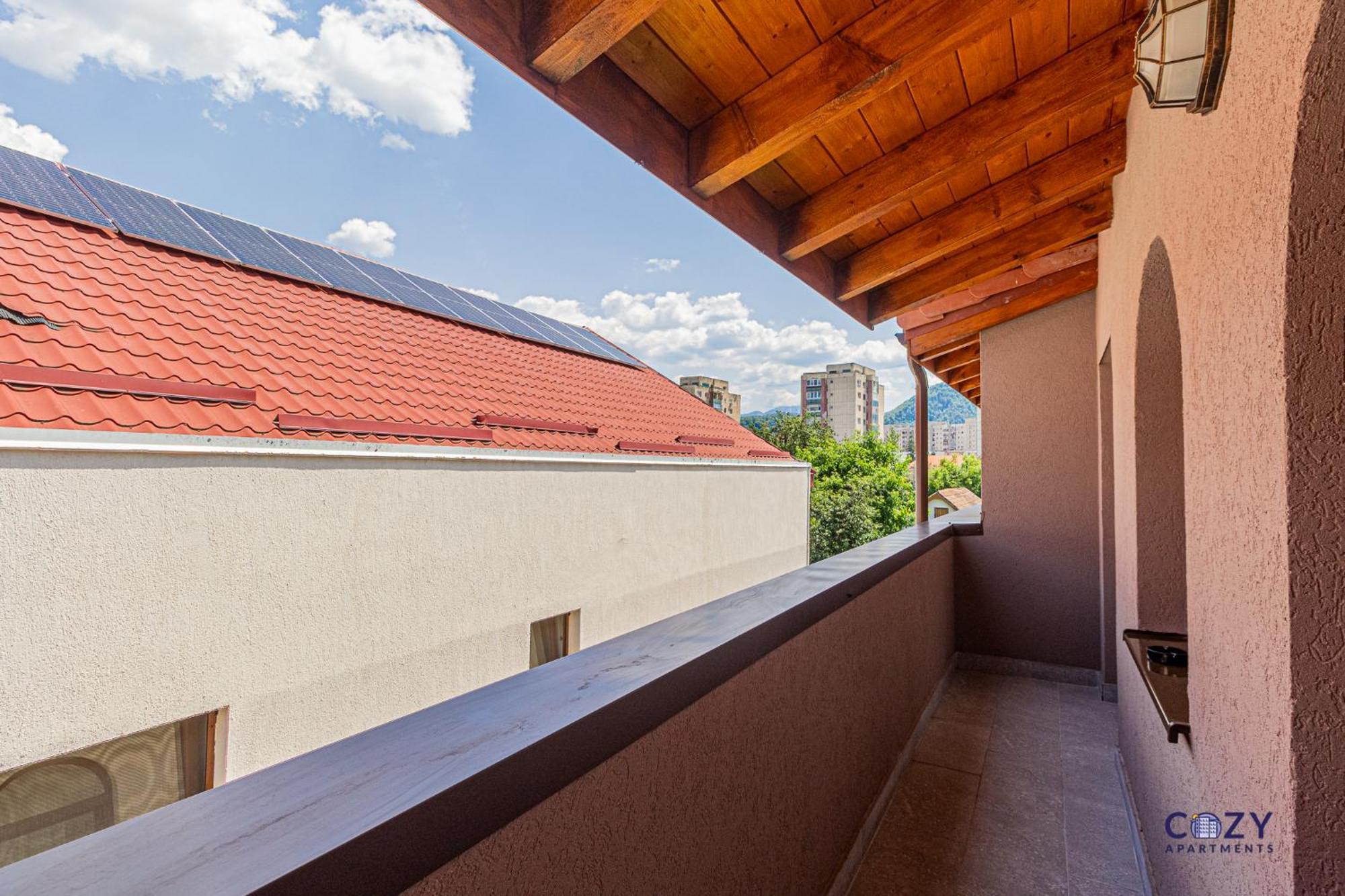 Cozy Brand New Boutique Aparthotel Brasov Exterior photo